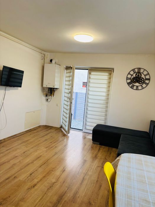 Apartament 3 camere curte proprie cartierul Arhitectilor