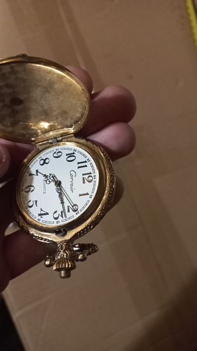 Часовници за 15 евро обща цена