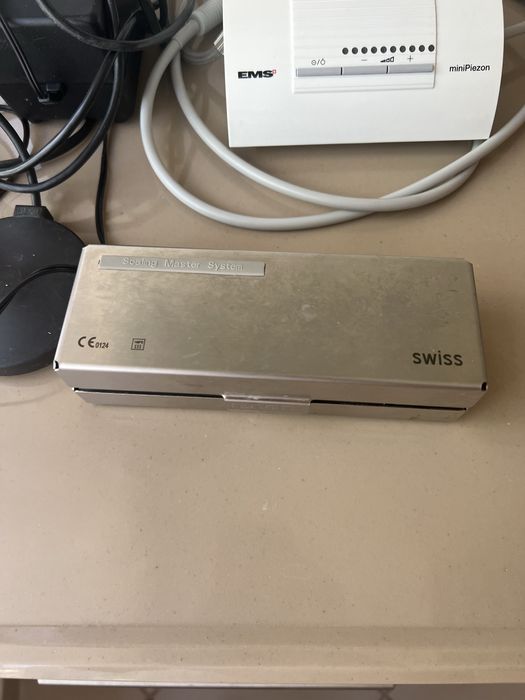 EMS miniPiezon – професионален стоматологичен скалер