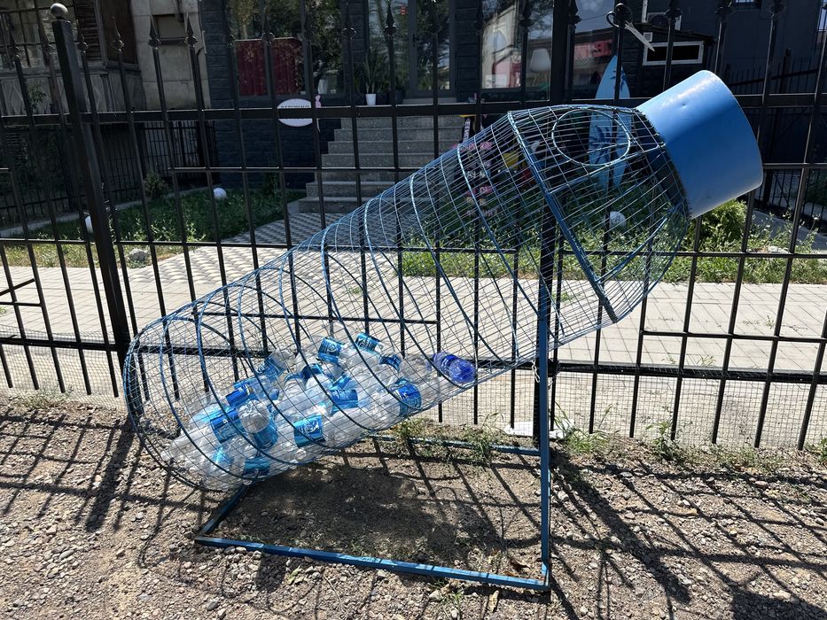 Продаем контейнер для сбора бутылок