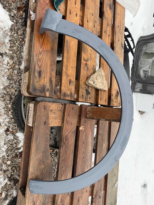 Лайсна Вежда калник Ford Puma