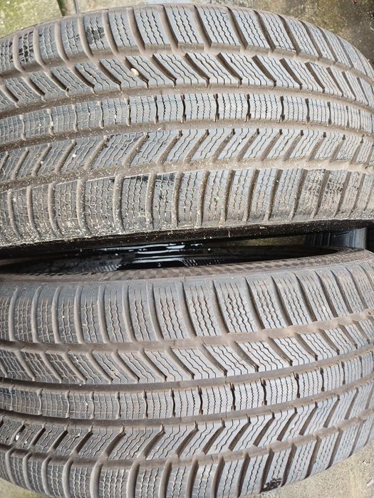 Гуми 235/45/20 Континентал