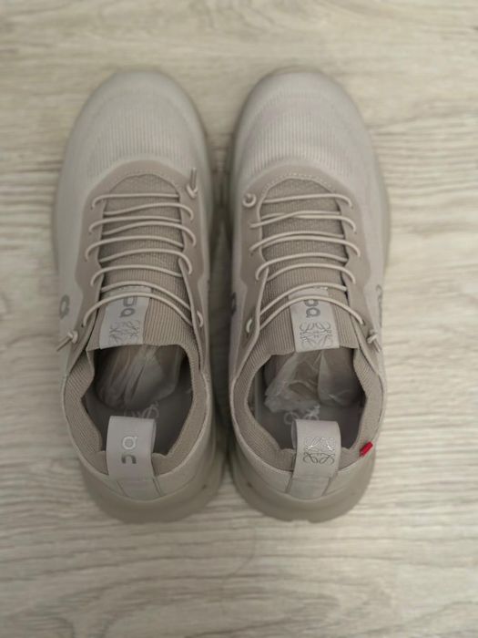 On running loewe кроссовки