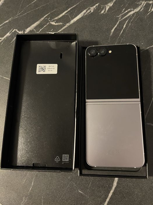 Vand Samsung Z Flip 6