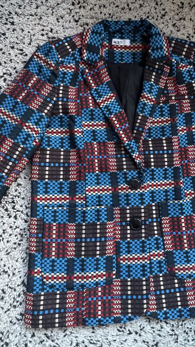 Нов дамски блейзър размер XL