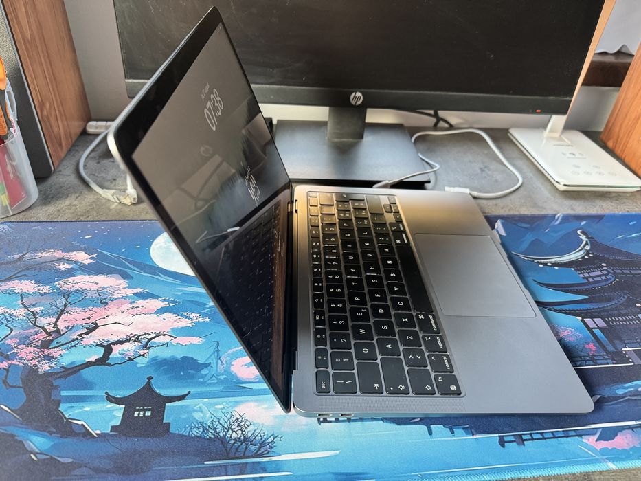 Vând Macbook Air 13 M1, 2020, 256/8 GB