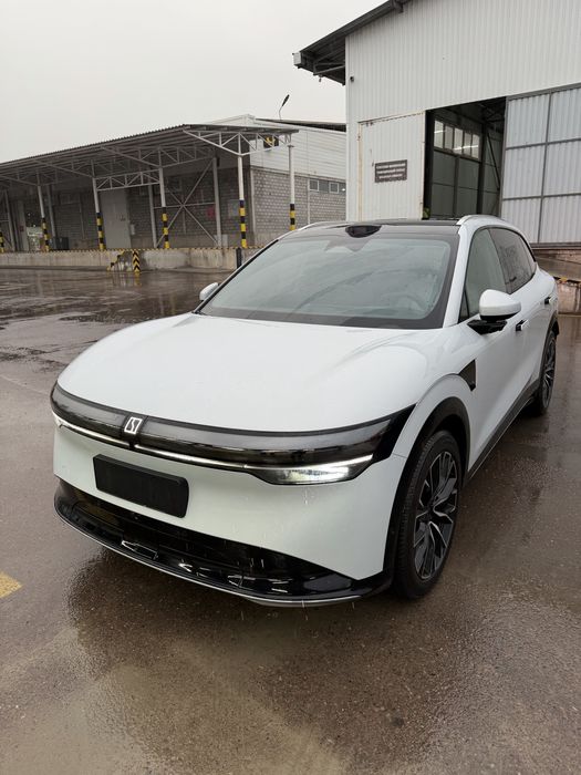 zeekr 7x 2025 yil 780km probeg 6000 nasiya bor