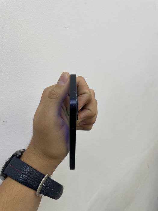 Iphone 12 mini Sotiladi