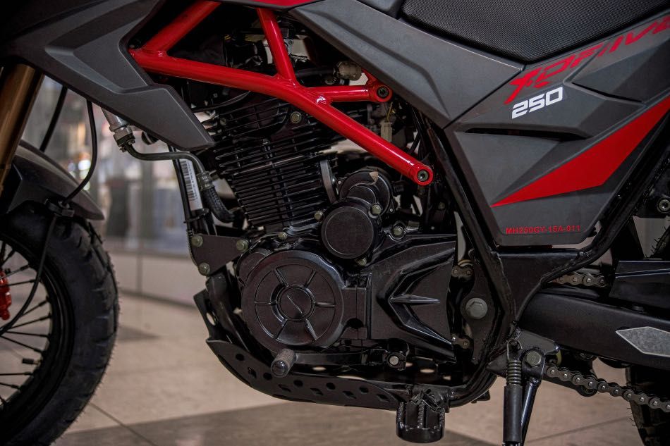 Мотоцикл Avantis Tourist 250