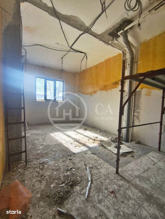 Spatiu comercial cu 6 camere de vanzare in Sanmartin Bihor