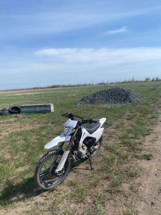 Эндуро 250 кубов