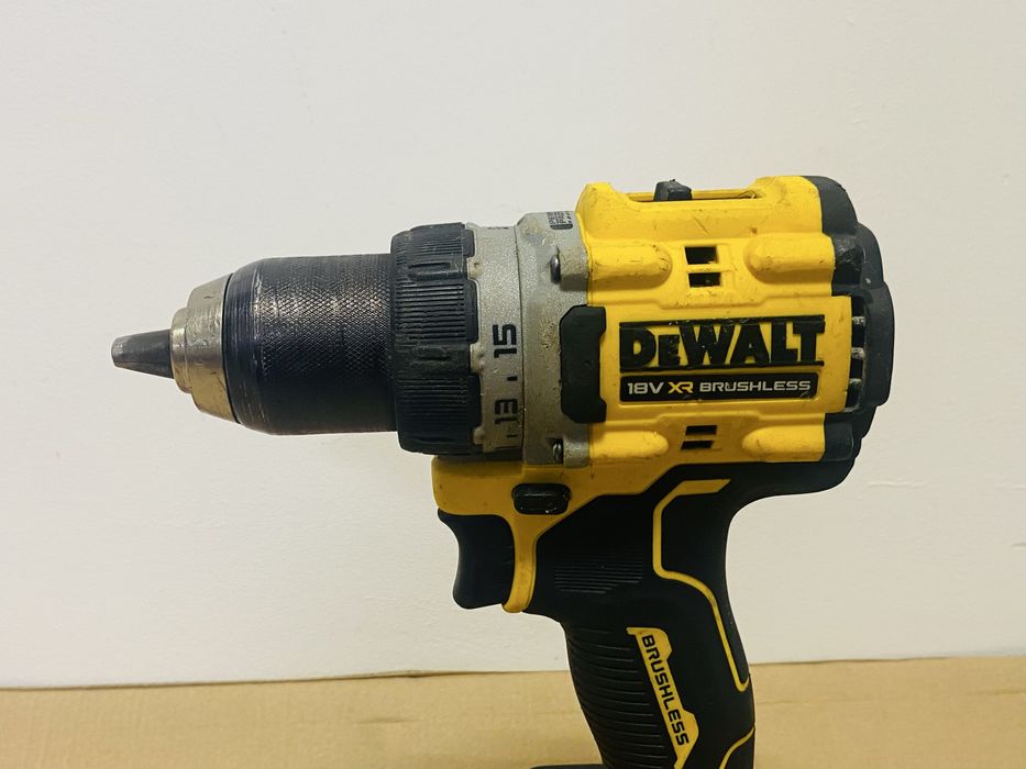 Filetanta Dewalt DCD800