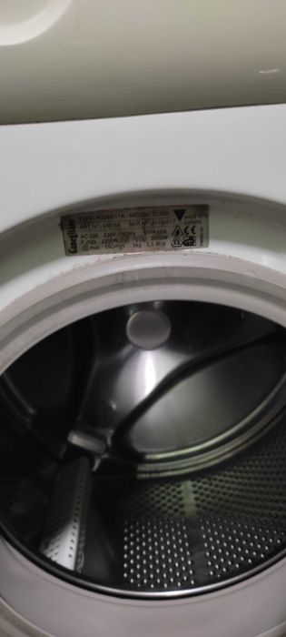 Продавам пералня Conegliano, model CL 650, 5 kg.