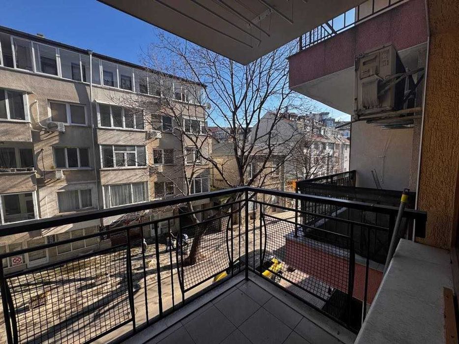 Дава се под наем Двустаен апартамент в Варна, Окръжна болница - 52 кв.м за 433.5 € - Снимка #19