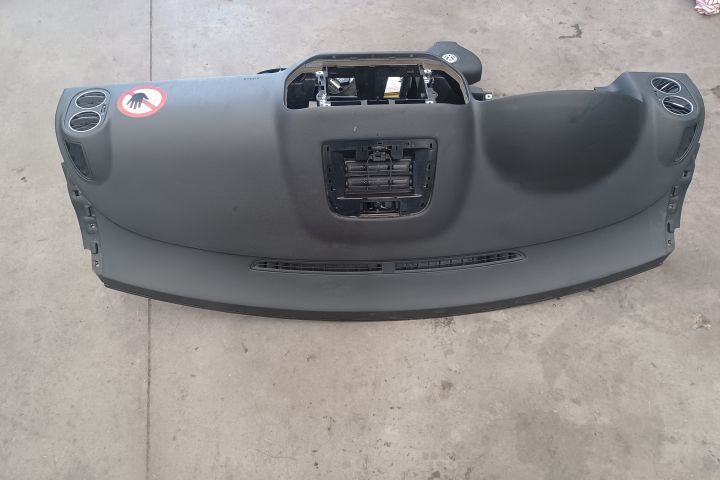 Kit airbag cu plansa de bord Volkswagen VW Golf 5 [2003 - 2009] Plus