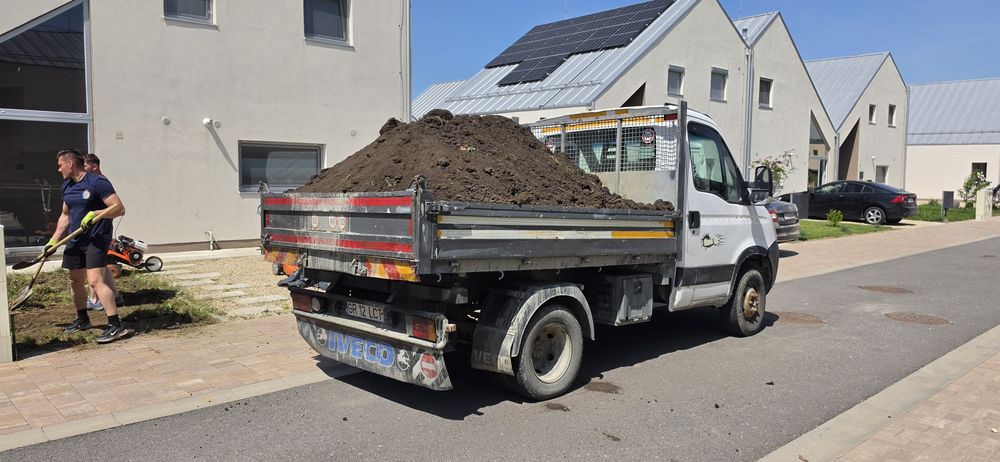 Transport nisip balast pamant negru de pădure  evacueze  Moloz etc