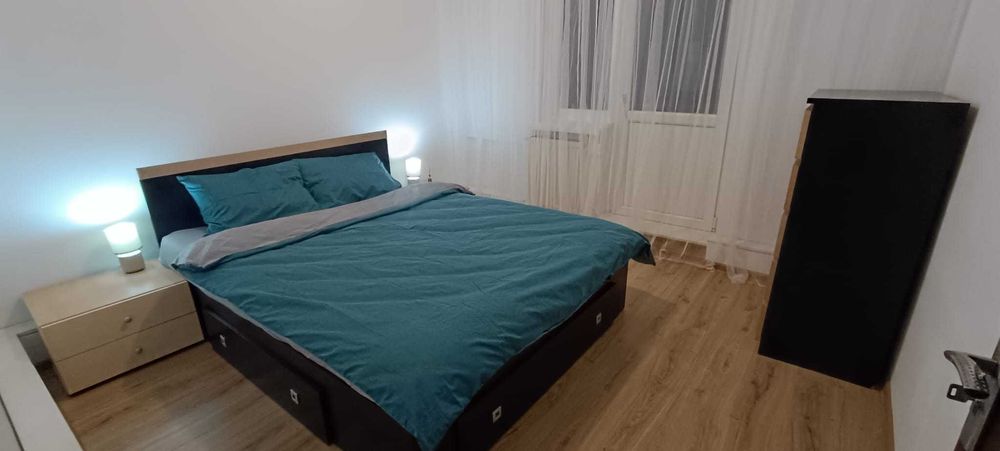 Vand/schimb apartament 3 camere decomandat -Turnisor