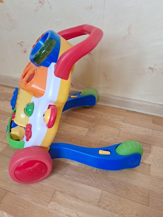 Уокър, музикална проходилка Chicco