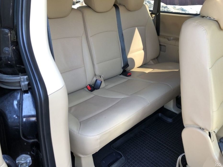 Minivan Rental with Driver: Trips Cities, Suburbs, and Between Cities