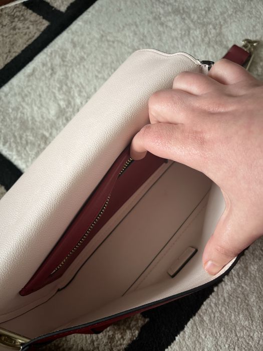 Calvin Klein дамска чанта