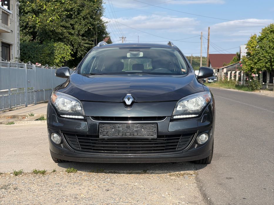 RENAULT Megane