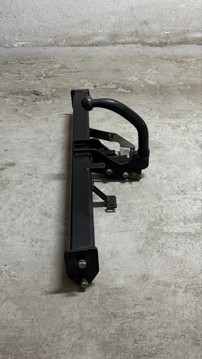 Теглич Toyota CH-R 2019