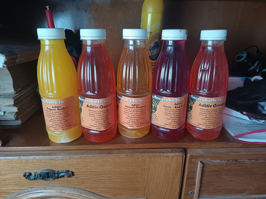 Vând aditivi pescuit