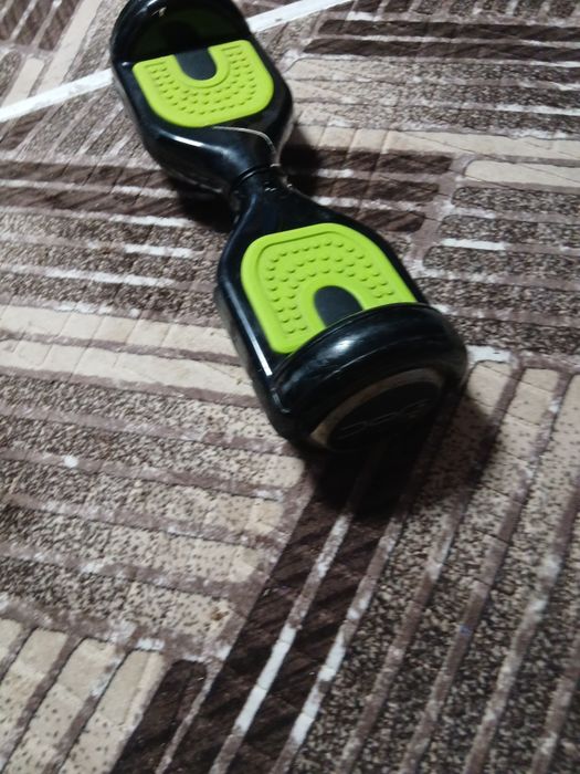 Vand hoverboard pentru piese