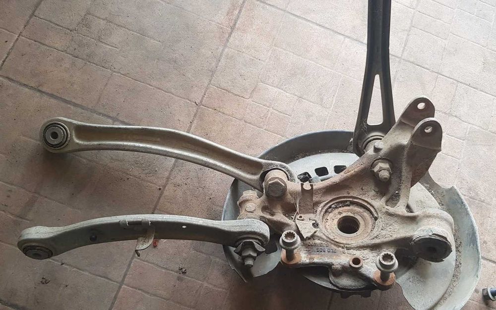 Cutie transfer Amortizor arc Fuzeta spate Touareg 7L Cardan fata Planetara spate VW Touareg 7L 3.0 BKS