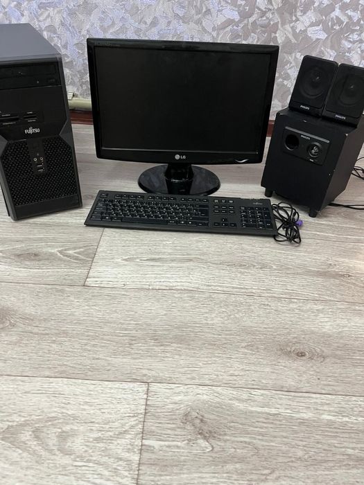 Компьютер LG в рабочем состоянии