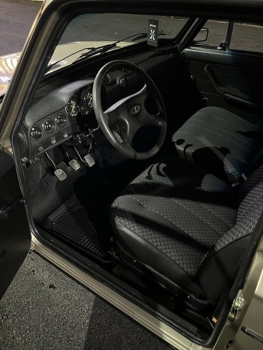 Jiguli 2106 sotiladi