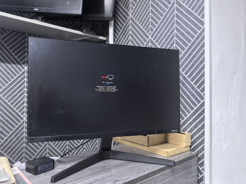 Монитор Samsung 144Гц