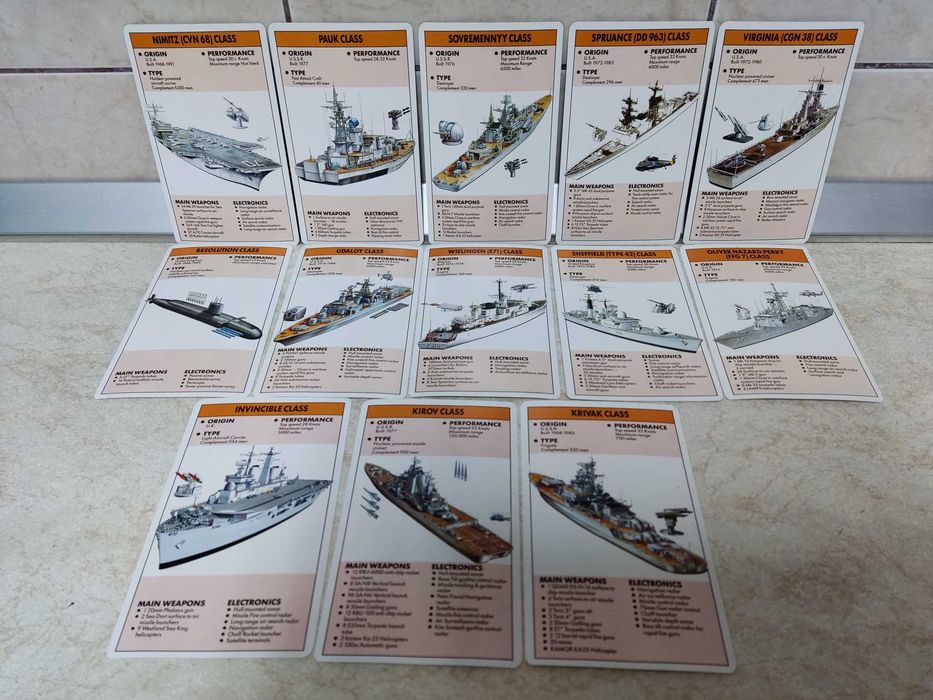 Combat SHIPS, set carti de joc educationale cu 32 nave