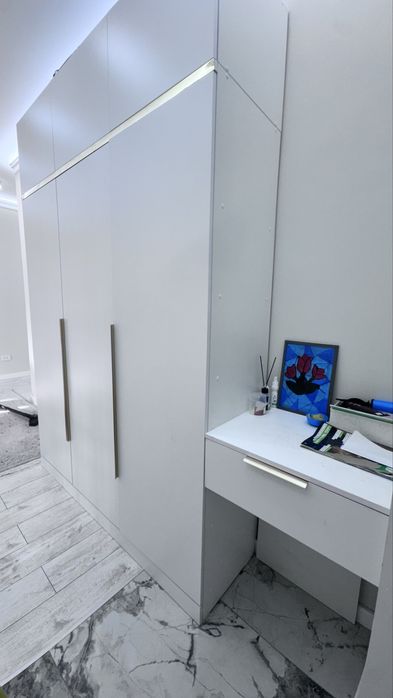 Шкаф в прихожую