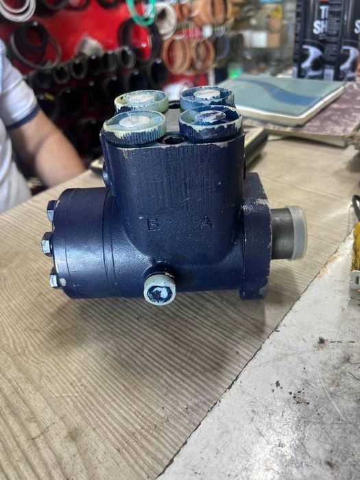 Дозатор сотилади