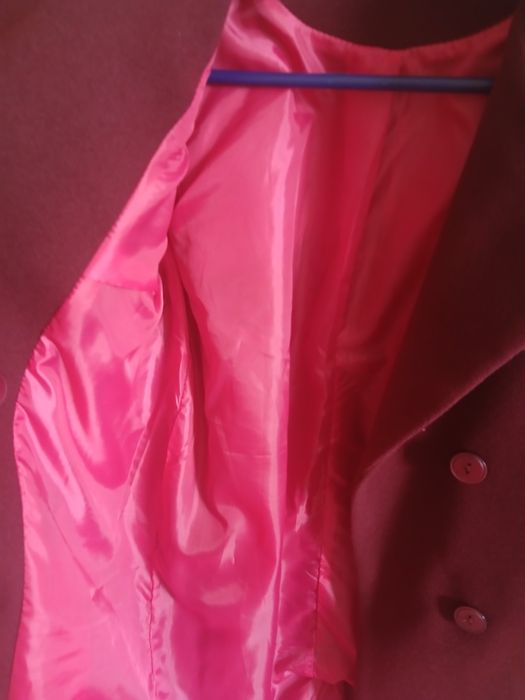 Продам пальто осений.