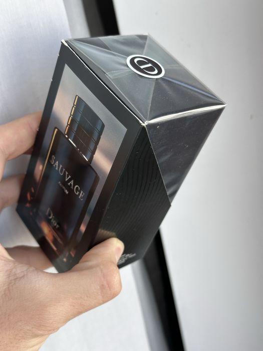 Dior Sauvage PARFUM nedeschis