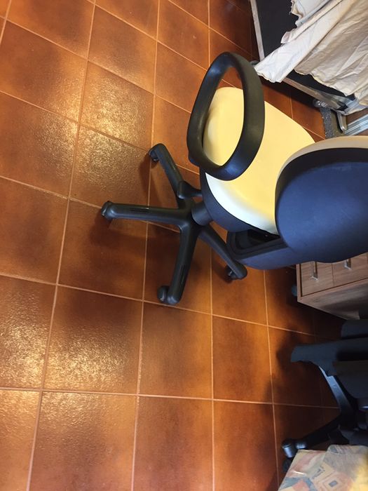 2 броя Офис стола