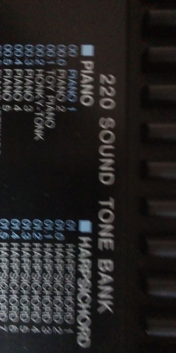 Синтезатор  CASIO CT-670