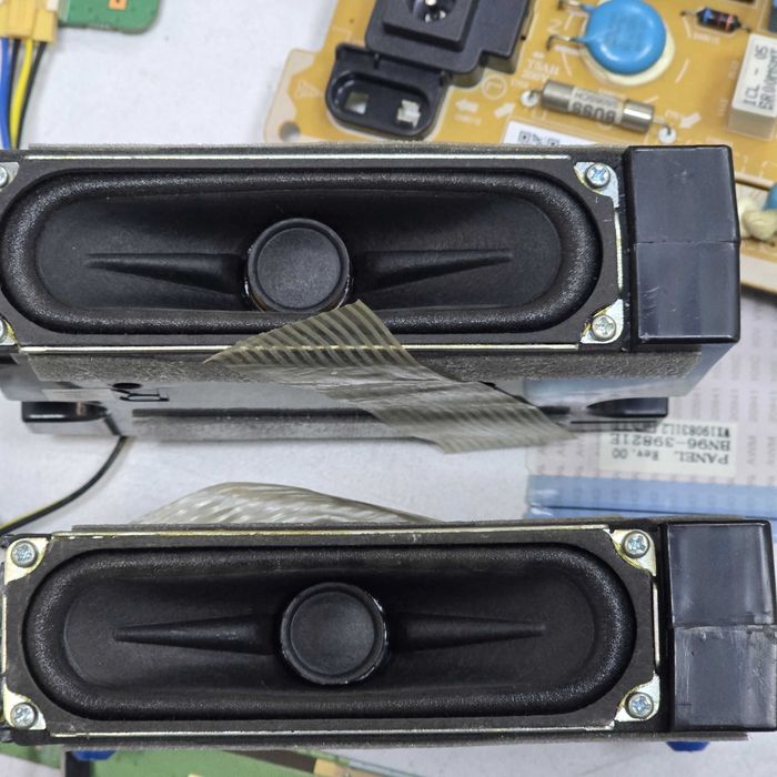 TV Samsung model UE43RU7172U module electronice