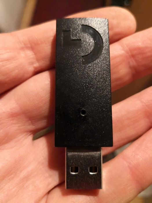 Донгъл за компютърни слушалки Logitech g935