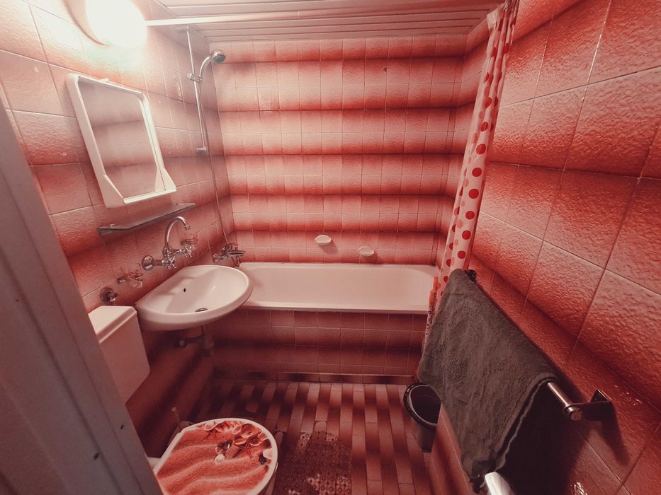 Дава се под наем Двустаен апартамент в Бургас, Зорница - 60 кв.м за 204 € - Снимка #7