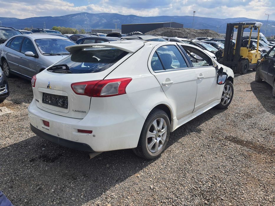 На части! Mitsubishi Lancer 2.0 DI-D