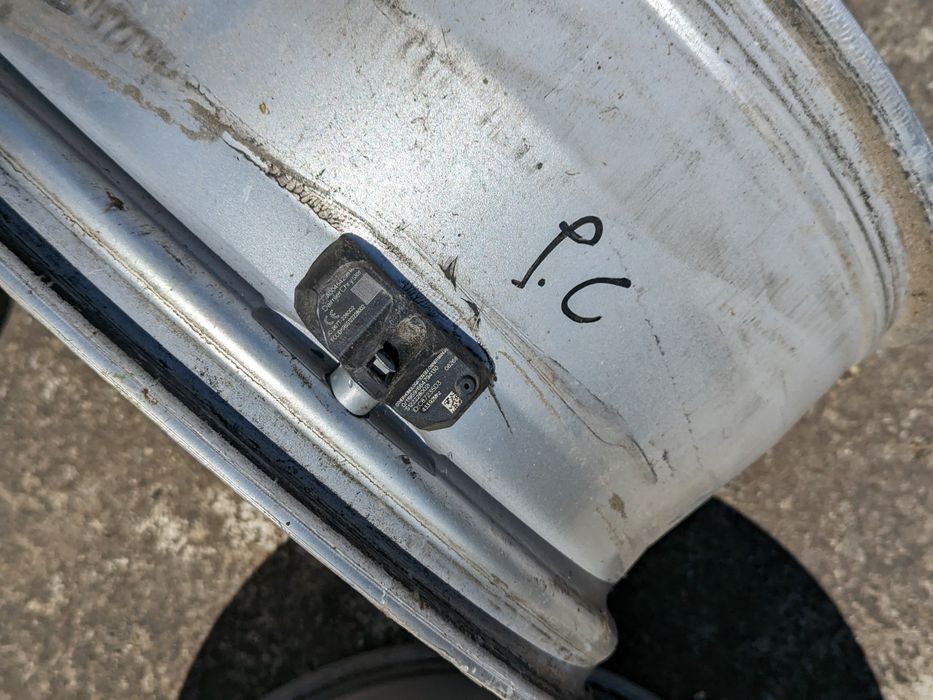 Jante Mercedes Avantgarde W211 R17 A2114011602