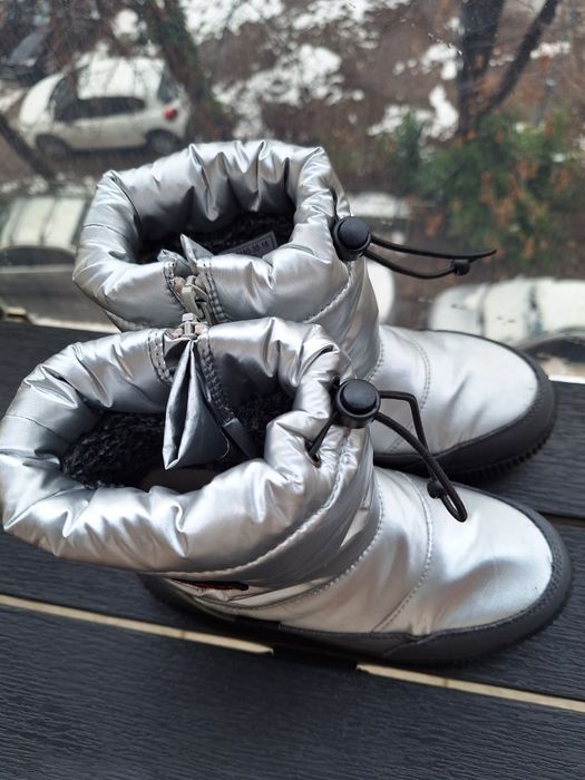 Детски непромокаеми ботуши Kickers kids с подплата, Сребристи 33 номер