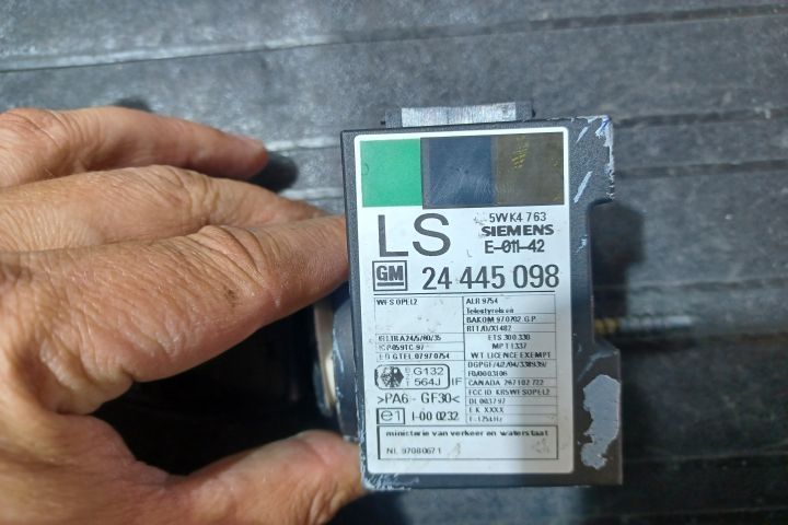 Calculator motor ECU 24445098 24445098 Opel Astra G [1998 - 2009] wag