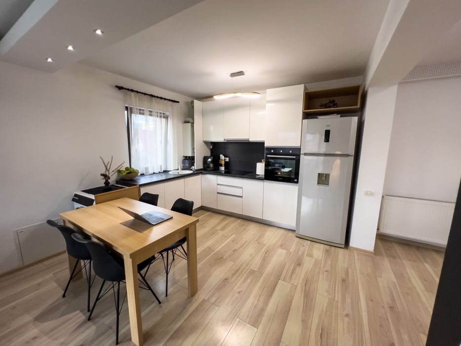 Apartament 2 camere in zona Tractorul 53mp comision 0%