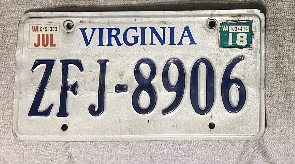 Set 2 numere originale SUA Virginia ZFJ 8906 2018
