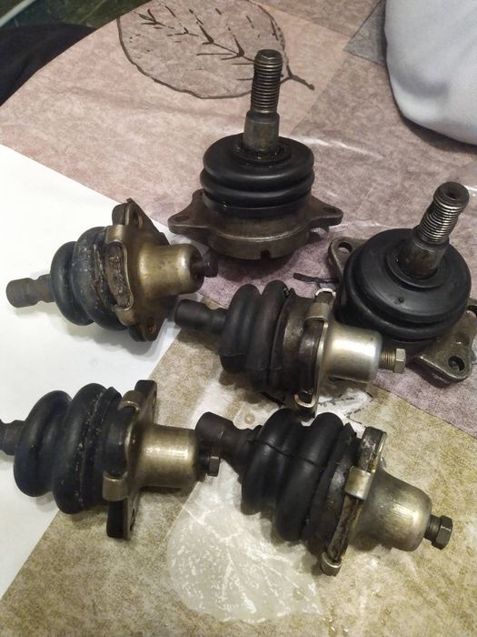 Авточасти за руски коли лада нива москвич е други