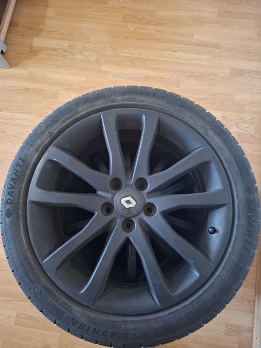 Jante 18 Renault cu anvelope iarnă